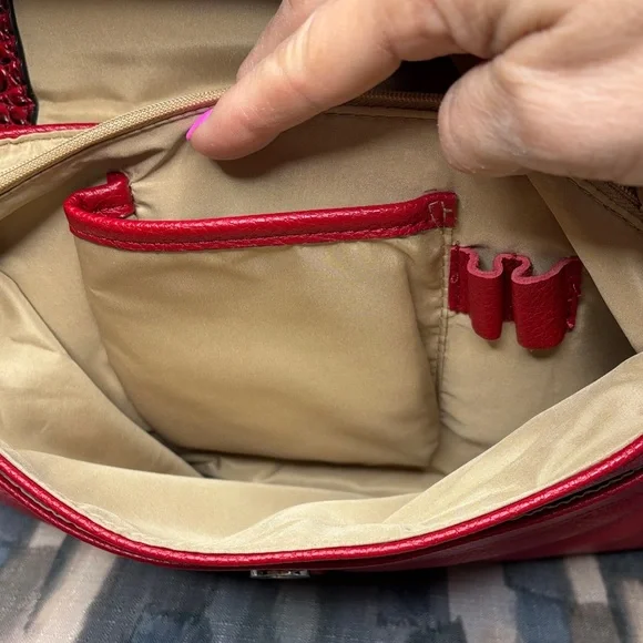 Giani Bernini Red Leather Crossbody/Satchel - Picture 9 of 11